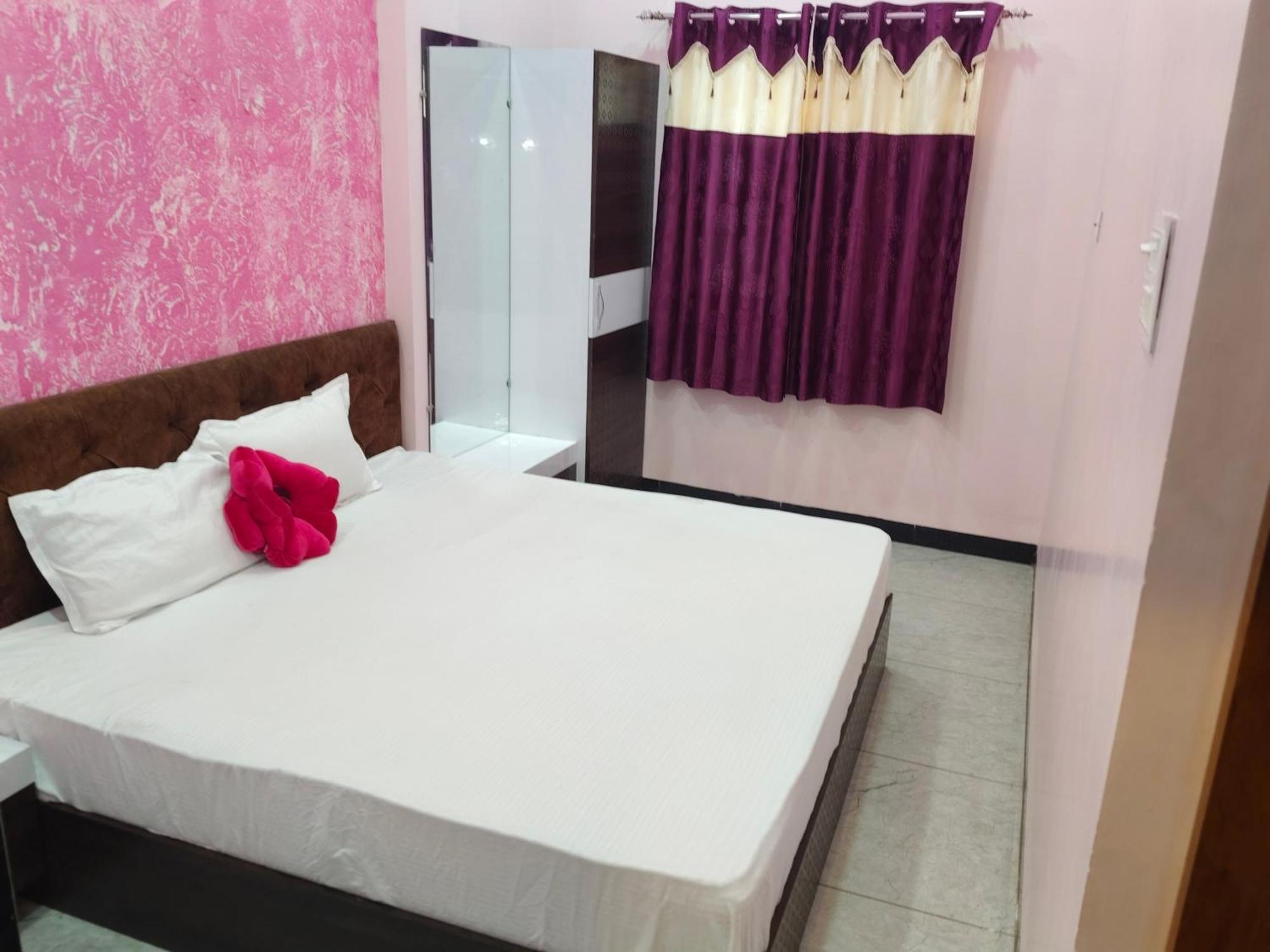 Anant Home Stay Ujjain Room photo